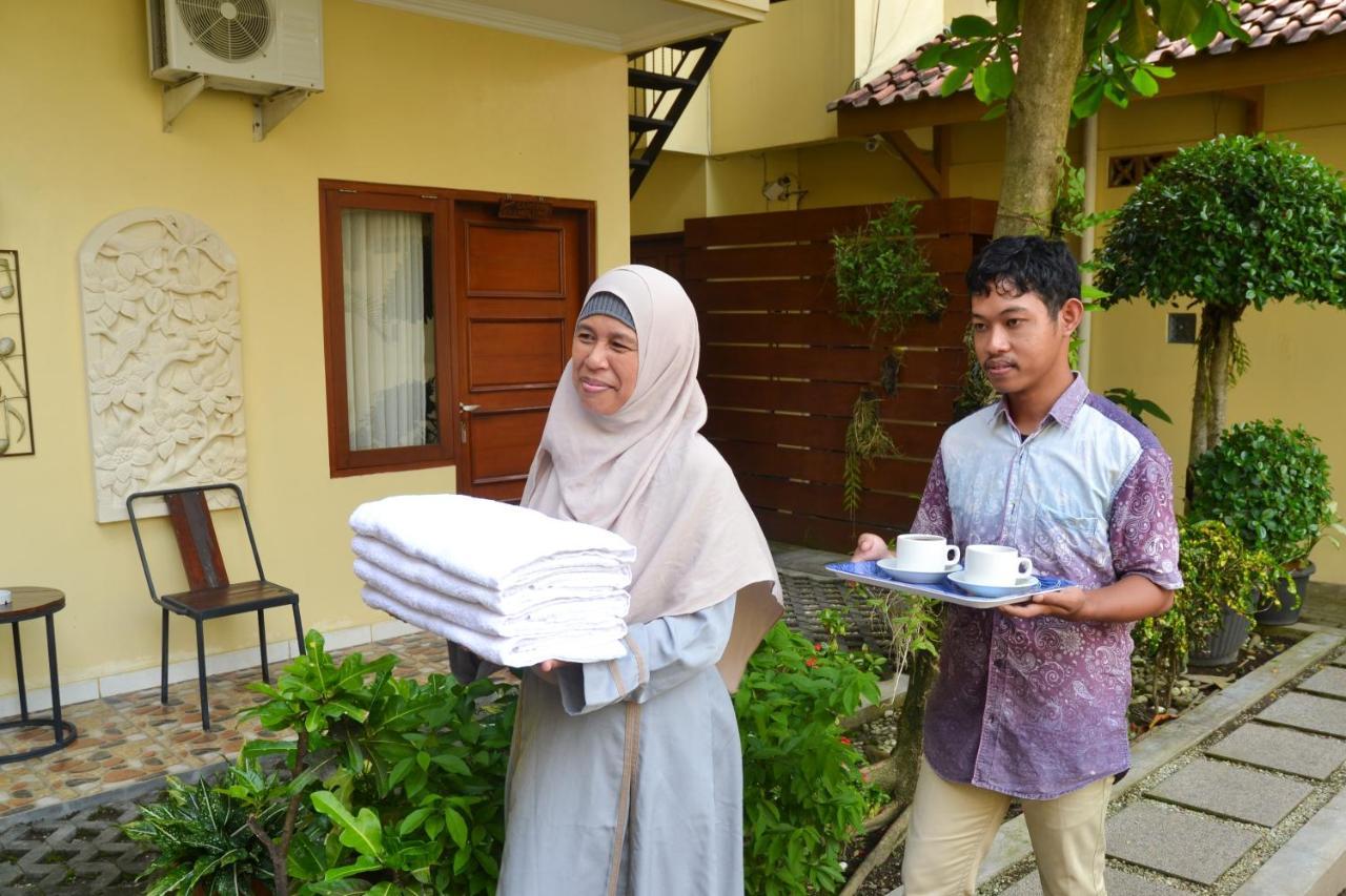 Roemah Canting Homestay Yogyakarta Eksteriør bilde