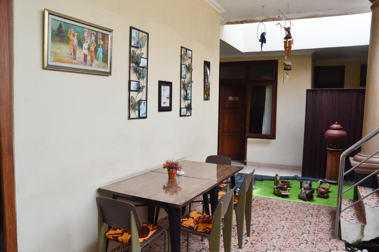 Roemah Canting Homestay Yogyakarta Eksteriør bilde