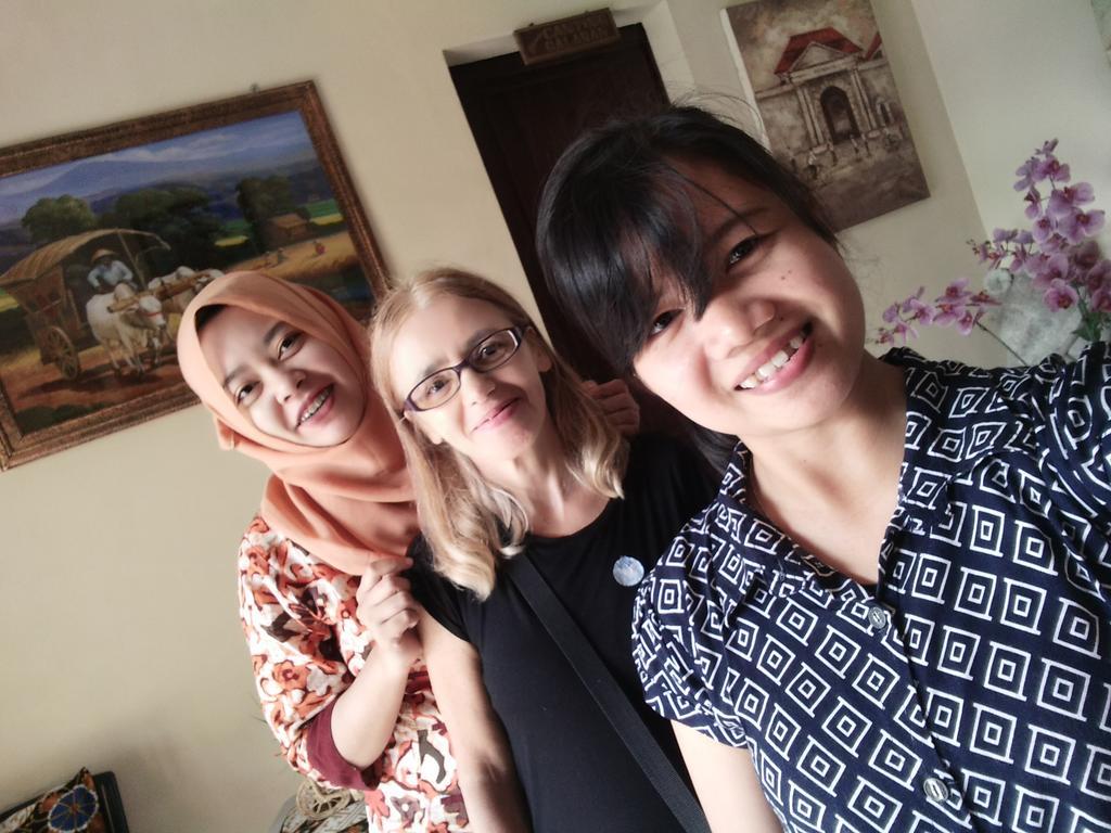 Roemah Canting Homestay Yogyakarta Eksteriør bilde